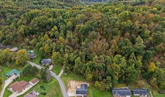 105 Greenwood Way, Barboursville, WV 25504