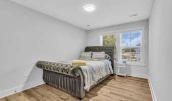 400 Anchor Ave, Beachwood, NJ 08722