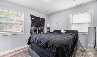 3801 Sofley Rd, Charlotte, NC 28206