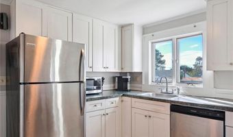 243 Col John Gardner Rd, Narragansett, RI 02882