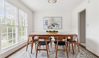994 Coach House Dr, Tucker, GA 30084