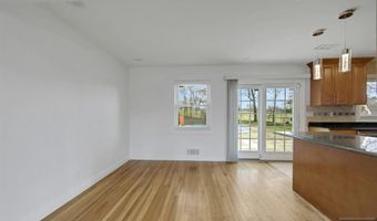 117 Brookview Ter, Bergenfield, NJ 07621