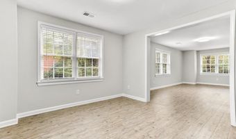 3425 Kingsland Cir, Berkeley Lake, GA 30096