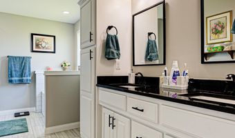 127 Hidden Valley Dr, Bardstown, KY 40004