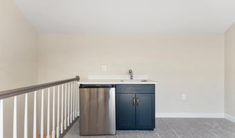 7249 MOUNTAINEER Dr, Alexandria, VA 22306