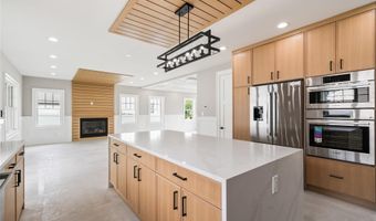 78 Shafter Ave, Albertson, NY 11507