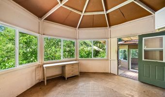 106 Hikiau Rd, Haiku, HI 96708