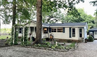 2166 Healing Springs Rd, Blackville, SC 29817