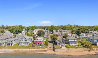 132 Shore Dr, Branford, CT 06405