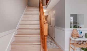 3244 Dunwoodie Rd, Ann Arbor, MI 48105