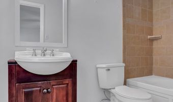 1904 Chatham Dr, Albany, GA 31721