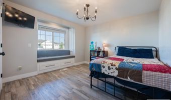1261 N Trappers Rdg, Ammon, ID 83401