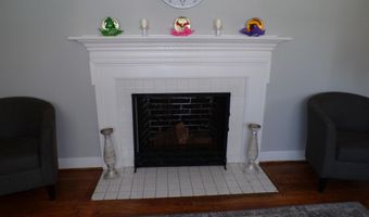 120 Bradley Ave, Bishopville, SC 29010