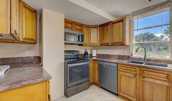 84 PUKIHAE St 406, Hilo, HI 96720