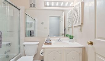 3259 SUTTON Pl NW D, Washington, DC 20016