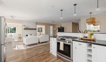8224 Harton Pl, San Diego, CA 92123