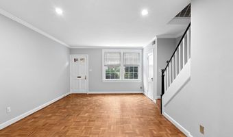 1400 S BARTON St 425, Arlington, VA 22204