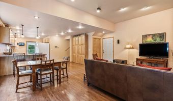 905 N Cedar View Dr, Blanchard, ID 83804