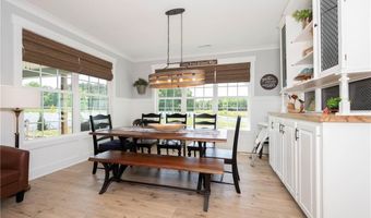 107 Meeting House Ln, Advance, NC 27006