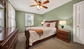 16 Oneida Ave, Atlantic Highlands, NJ 07716