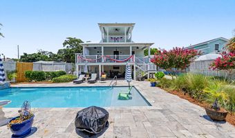 110 State St, Bay St. Louis, MS 39520