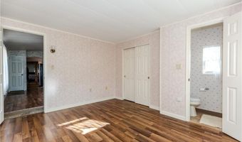 48 Cantaberry Ln, Coventry, RI 02816