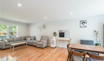 100 E View Ave, Cranston, RI 02920