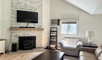 37 Dewey Cir, Campton, NH 03223