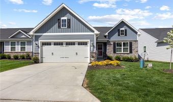 160 Eagle Cir, Amherst, OH 44001