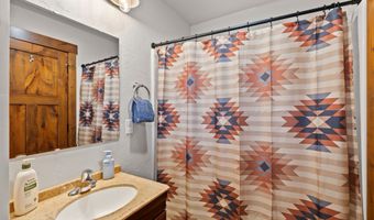 473 Osborn Ave, Bigfork, MT 59911