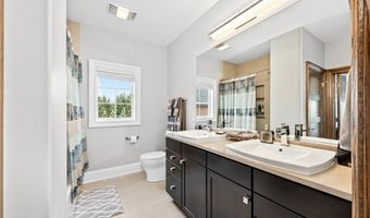 9 Dante Ct, Amherst, NY 14221