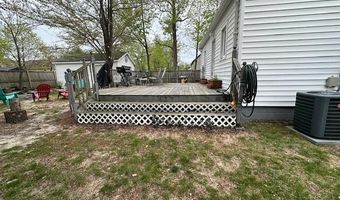 121 Pennant Ave, Beachwood, NJ 08722