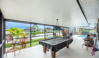 910 CHIPAWAY Dr, Apollo Beach, FL 33572