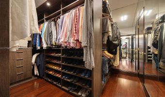 3707 NE 214th St 14, Aventura, FL 33180