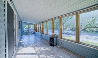 399 HILLTOP Ln, Annapolis, MD 21403
