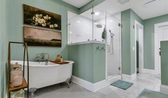 70 Peirce St, East Greenwich, RI 02818