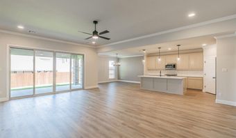 213 Navajo Trl, Alvarado, TX 76009