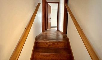 103 Windsor Park Dr, Coventry, RI 02816