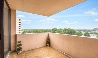 4141 N HENDERSON Rd 805, Arlington, VA 22203