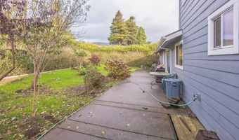 314 S HAZEL St, Brookings, OR 97415