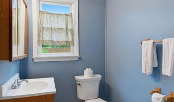 304 Central Blvd, Bayville, NJ 08721