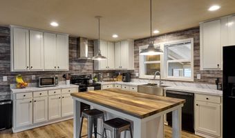 11633 WARBLER Ln, Aurora, OR 97002