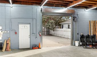 915 N Willowbrook Ave, Compton, CA 90220