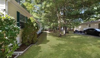8 King Philip Rd, Coventry, RI 02816