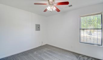 715 KINLEY Ave NE, Albuquerque, NM 87102