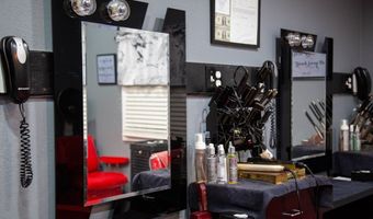 93 Bell, Baxley, GA 31513
