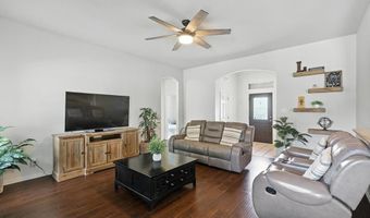213 Wayne Dr, Aledo, TX 76008
