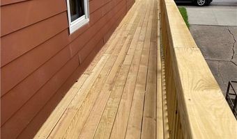 1004 S 2nd St, Alma, WI 54610