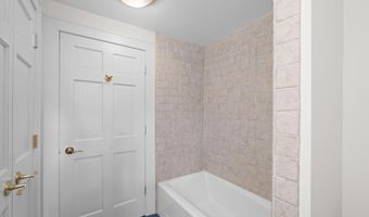 340 Orchard Hills Dr, Ann Arbor, MI 48104