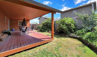 7087 ASTER St, Springfield, OR 97478